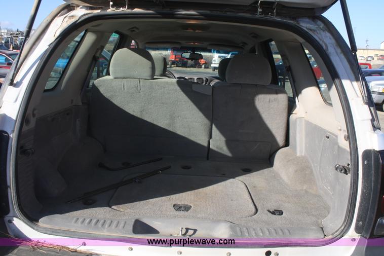 image for item A3974 2006 Chevrolet Trailblazer LS SUV