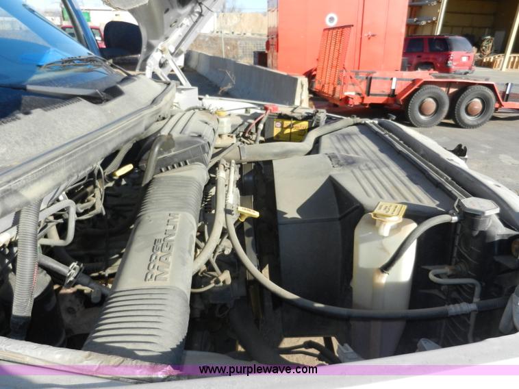 image for item A3979 2001 Dodge Ram 1500 pickup truck