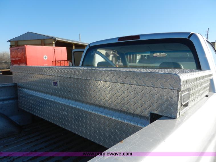 image for item A3979 2001 Dodge Ram 1500 pickup truck