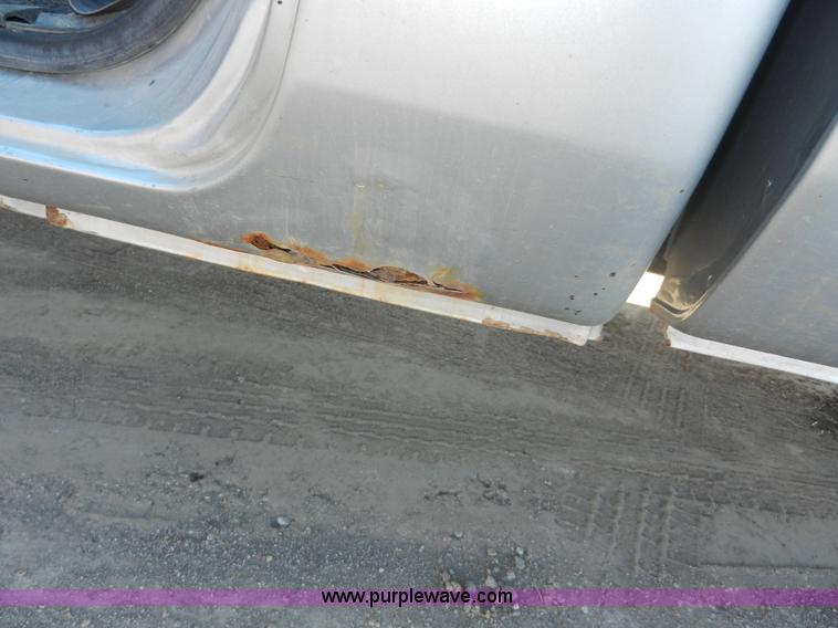 image for item A3979 2001 Dodge Ram 1500 pickup truck