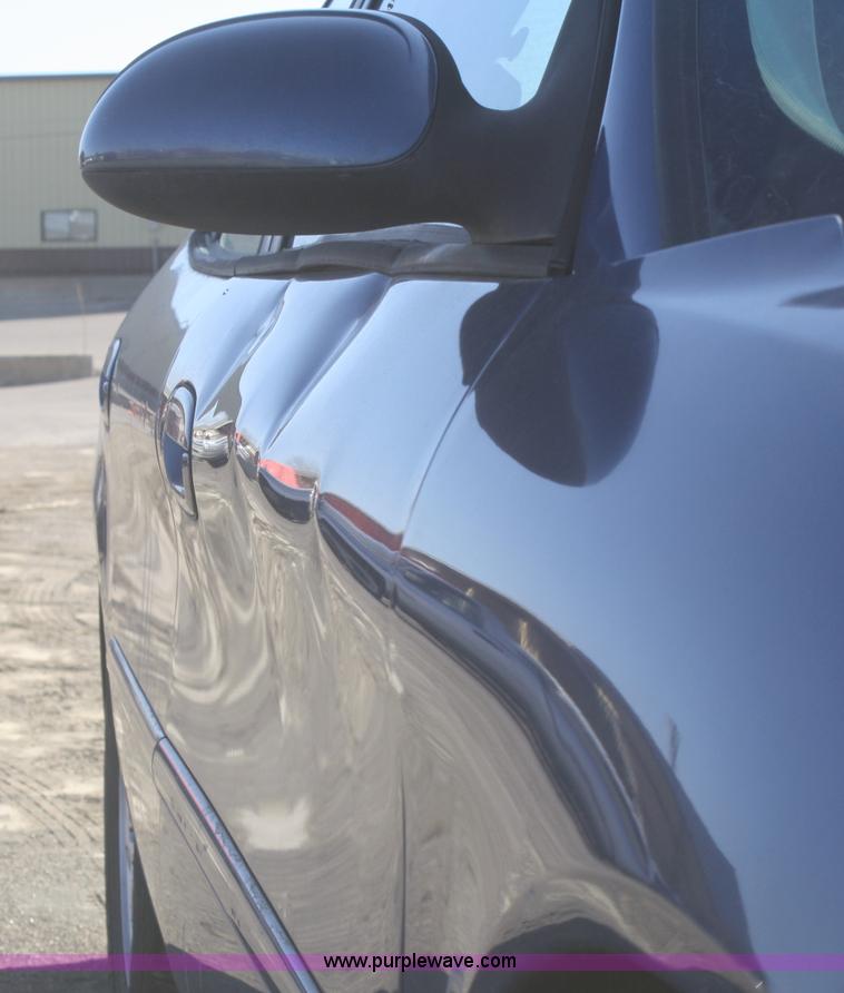 image for item A3980 2002 Ford Taurus SE