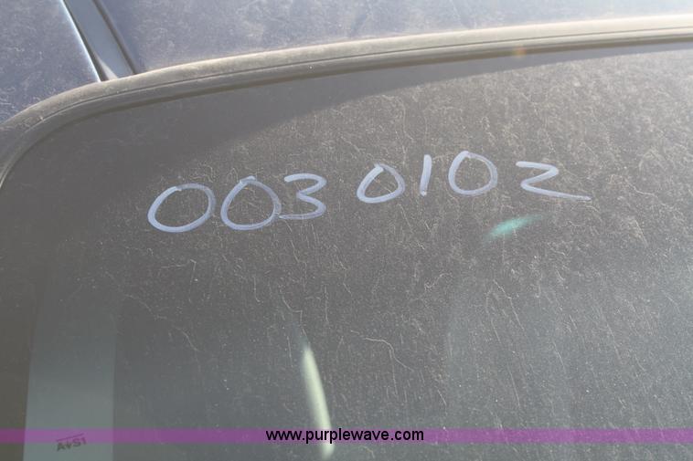 image for item A3980 2002 Ford Taurus SE