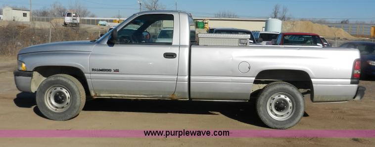 image for item A3982 2001 Dodge Ram 1500 pickup truck