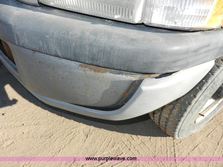 image for item A3982 2001 Dodge Ram 1500 pickup truck