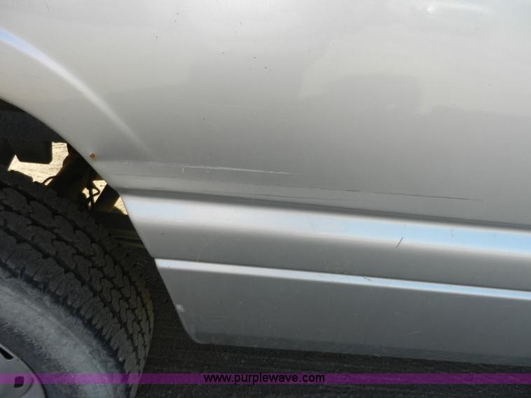 image for item A3982 2001 Dodge Ram 1500 pickup truck