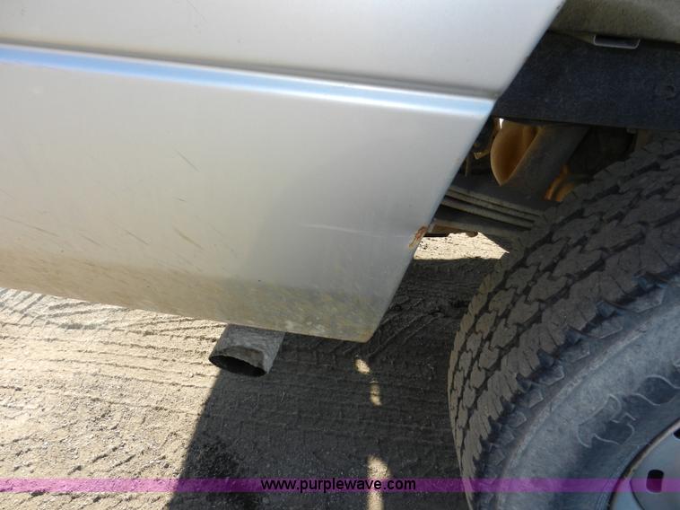 image for item A3982 2001 Dodge Ram 1500 pickup truck