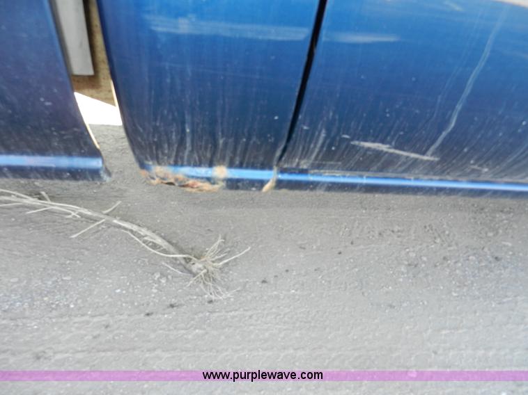 image for item A3986 2002 Chevrolet Silverado 1500 pickup truck