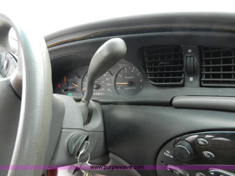 image for item A3989 1996 Ford Taurus GL