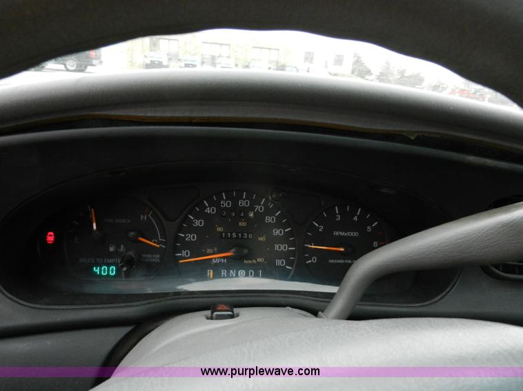 image for item A3989 1996 Ford Taurus GL