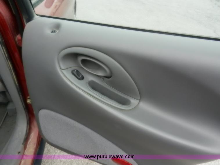 image for item A3989 1996 Ford Taurus GL