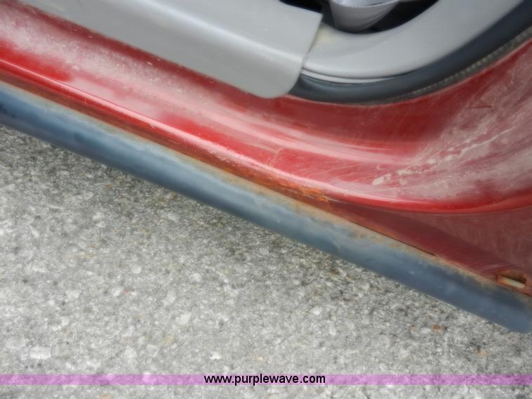 image for item A3989 1996 Ford Taurus GL