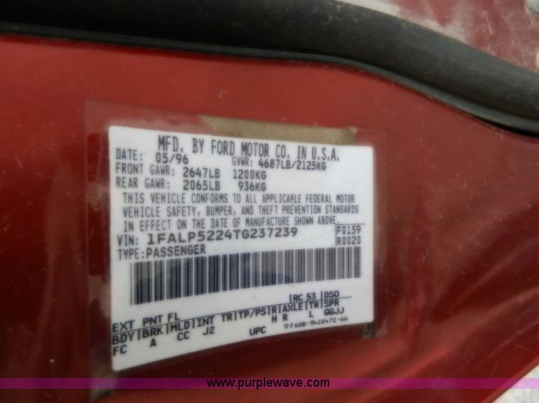 image for item A3989 1996 Ford Taurus GL