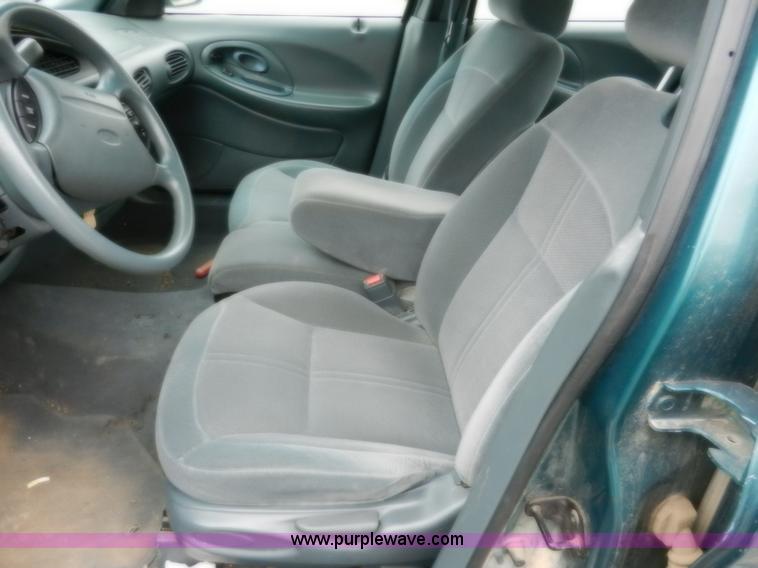 image for item A3990 1996 Ford Taurus GL