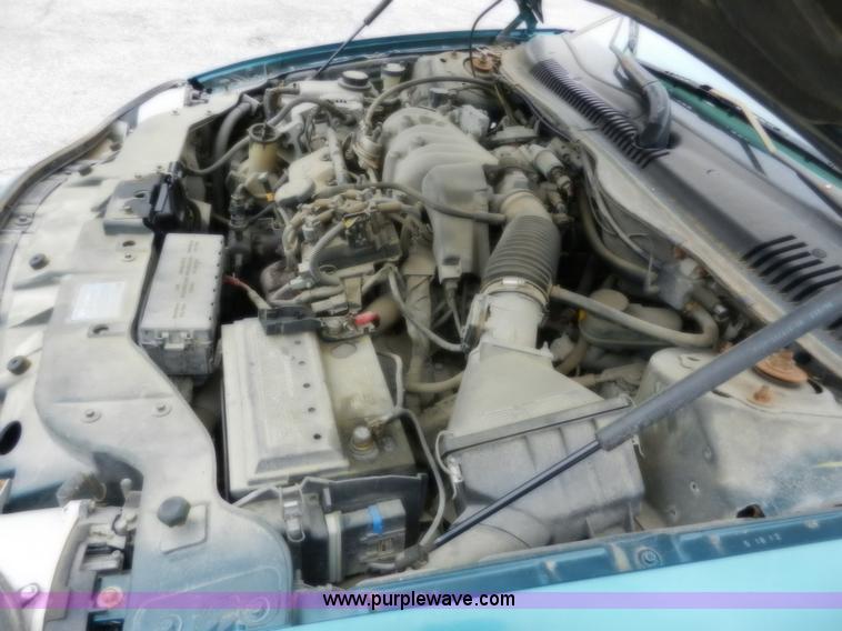 image for item A3990 1996 Ford Taurus GL