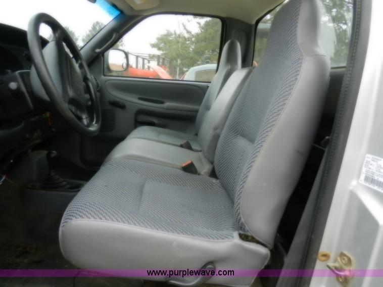 image for item A3991 2002 Dodge Ram 2500 SLT pickup truck