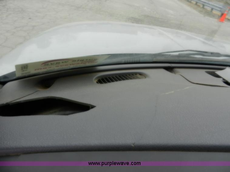 image for item A3991 2002 Dodge Ram 2500 SLT pickup truck