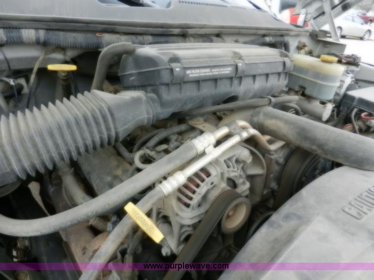 image for item A3991 2002 Dodge Ram 2500 SLT pickup truck