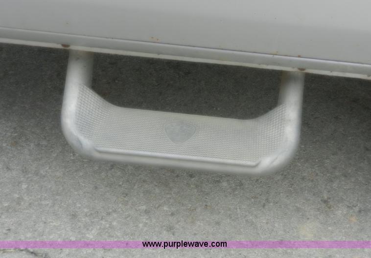 image for item A3991 2002 Dodge Ram 2500 SLT pickup truck