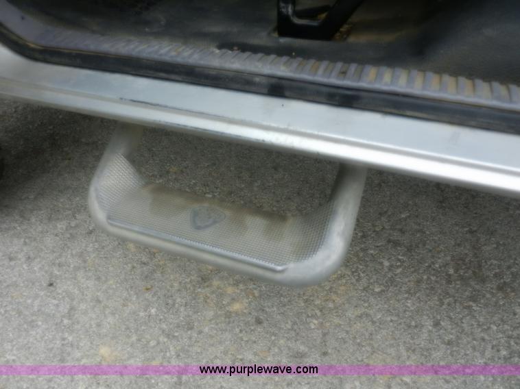 image for item A3991 2002 Dodge Ram 2500 SLT pickup truck