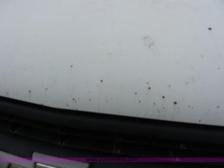 image for item A3992 2002 Chevrolet Suburban 1500 SUV