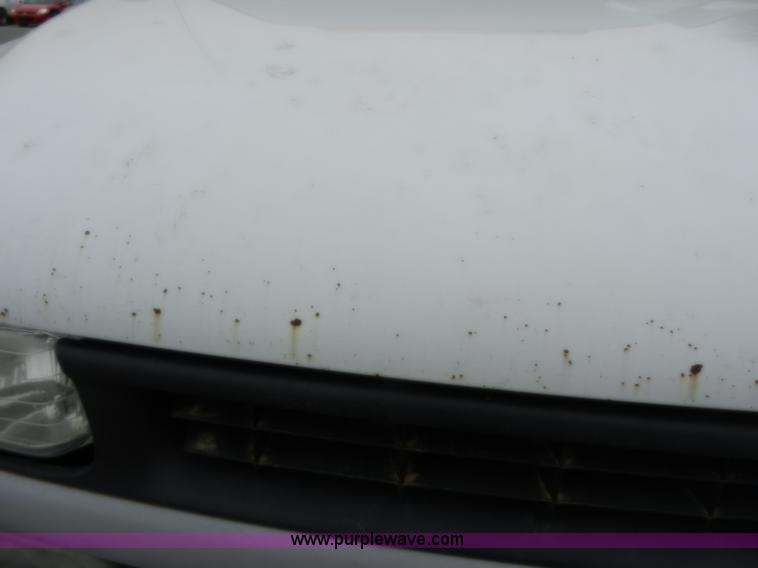 image for item A3992 2002 Chevrolet Suburban 1500 SUV