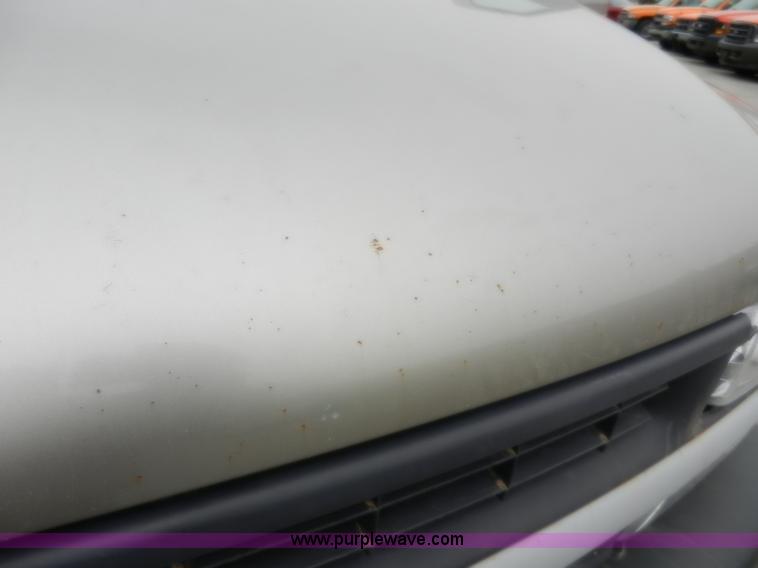 image for item A3993 2001 Chevrolet Suburban 1500 SUV