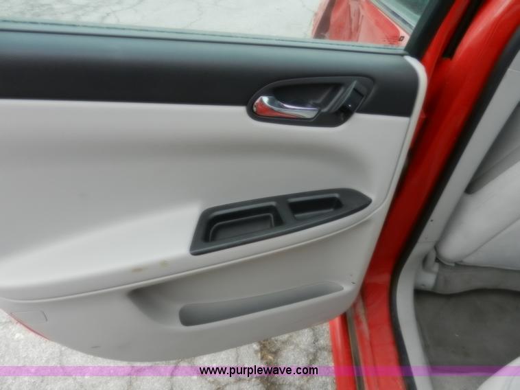 image for item A3995 2009 Chevrolet Impala LS