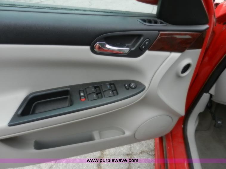 image for item A3995 2009 Chevrolet Impala LS