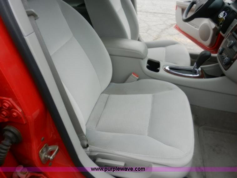 image for item A3995 2009 Chevrolet Impala LS