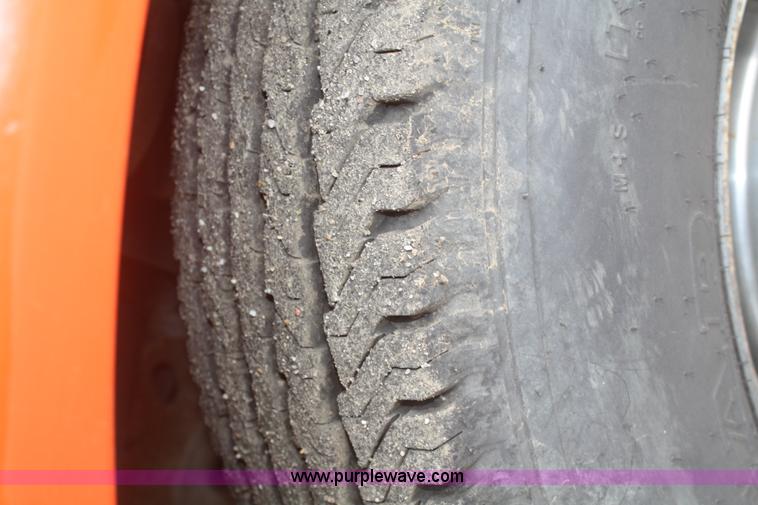 image for item A3997 1995 Ford F250 XL pickup truck