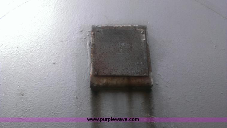 image for item AH9498 8,000 gallon propane tank