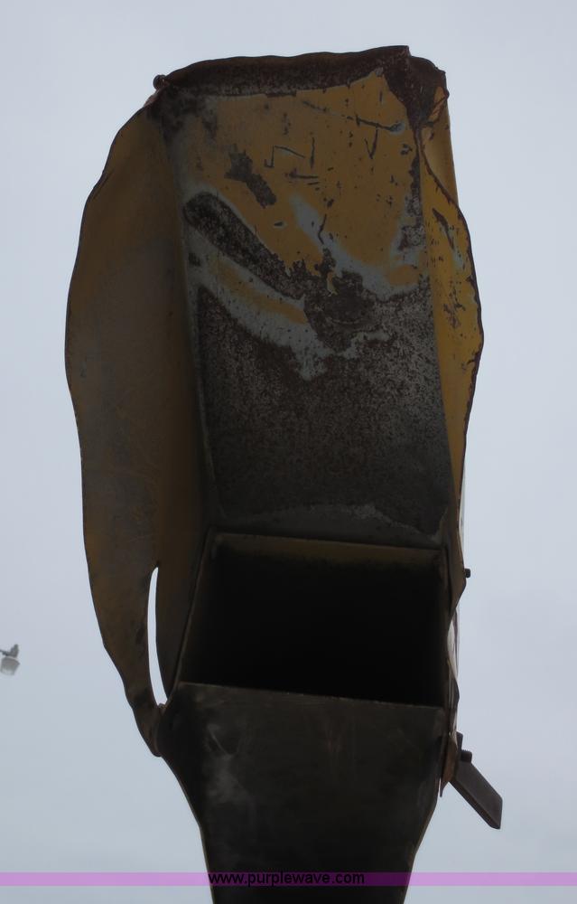 image for item D5790 1997 Vermeer BC1230 wood chipper