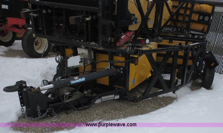 image for item D5791 2008 Safe-Stop TMA-9000 crash attenuator