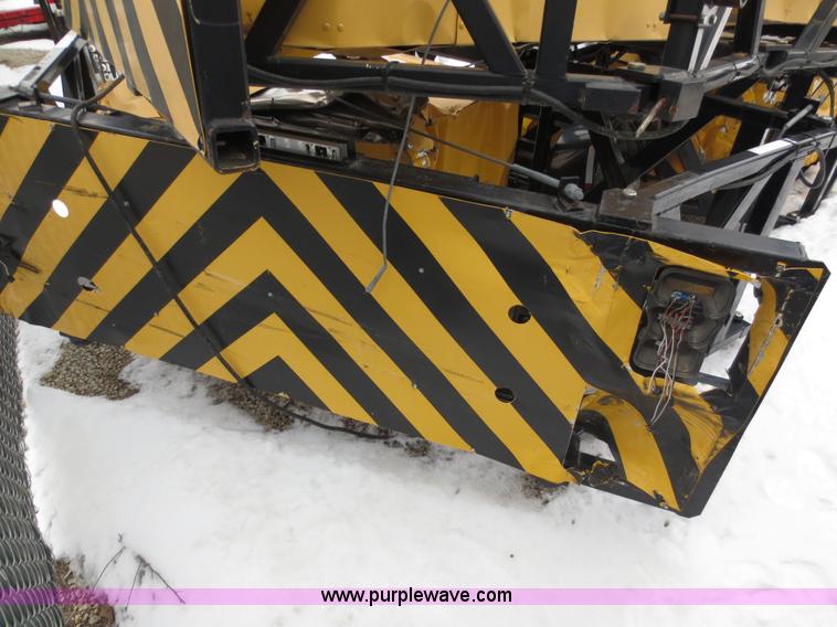 image for item D5791 2008 Safe-Stop TMA-9000 crash attenuator