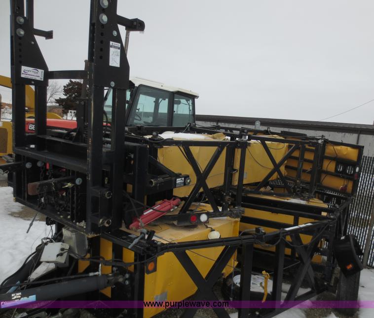 image for item D5792 2003 Safe-Stop TMA8290 crash attenuator