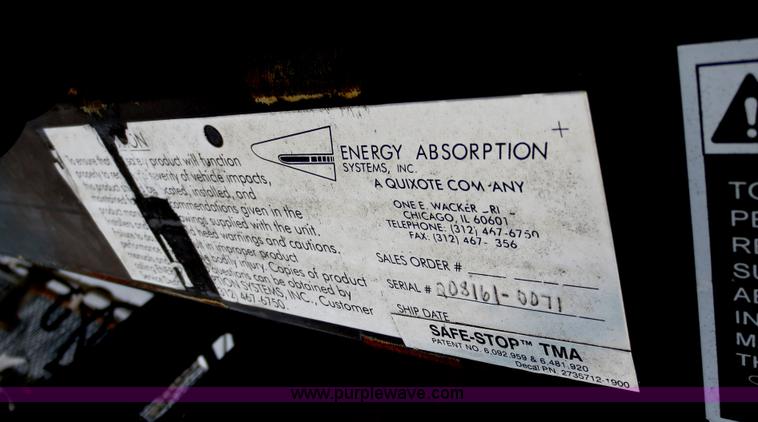 image for item D5792 2003 Safe-Stop TMA8290 crash attenuator