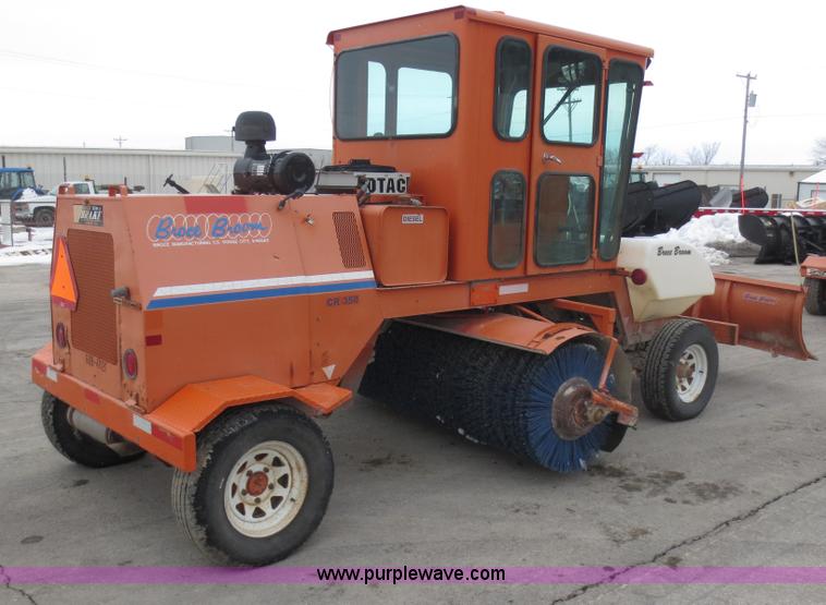 image for item D5794 2001 Broce CR-350 self propelled broom