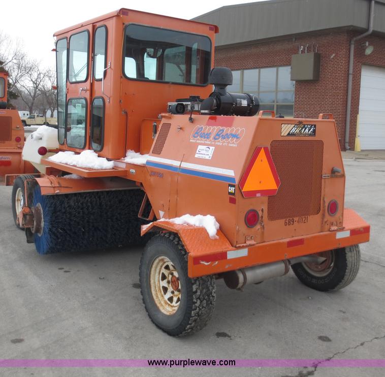 image for item D5794 2001 Broce CR-350 self propelled broom