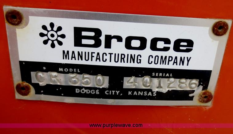 image for item D5794 2001 Broce CR-350 self propelled broom