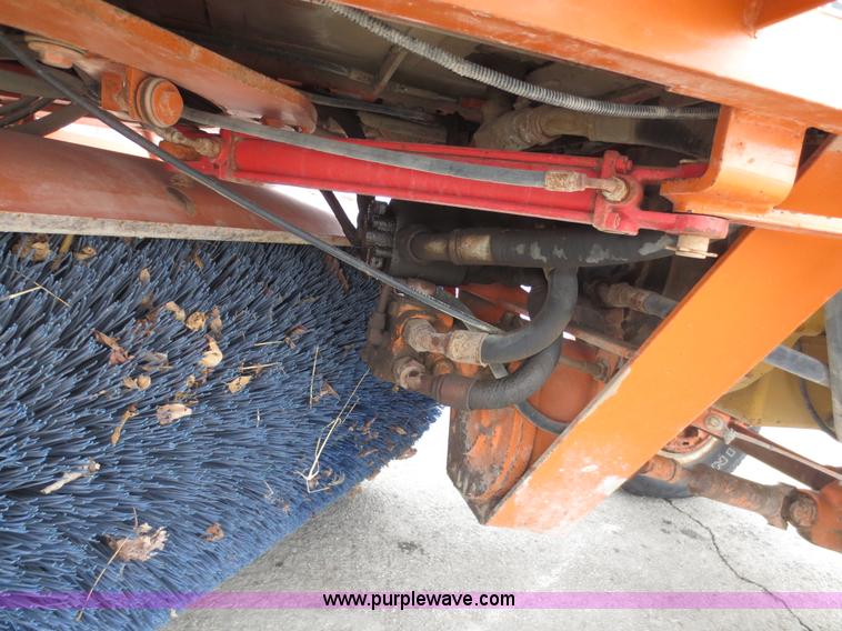 image for item D5795 2001 Broce CR-350  self propelled broom