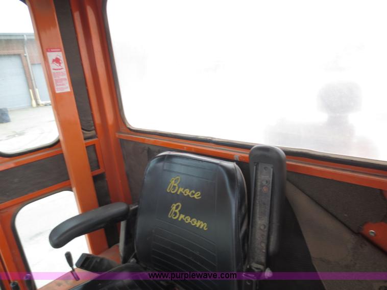 image for item D5795 2001 Broce CR-350  self propelled broom