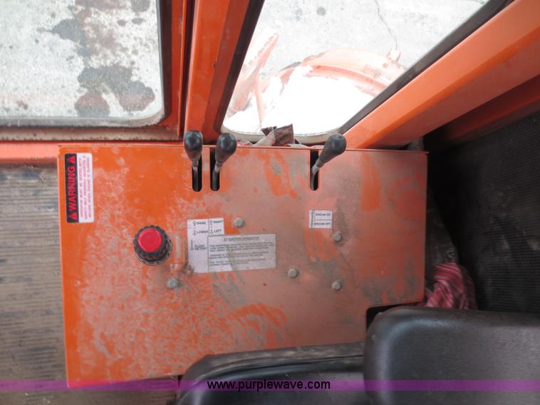 image for item D5795 2001 Broce CR-350  self propelled broom