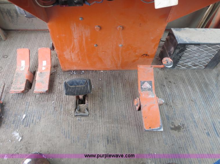 image for item D5795 2001 Broce CR-350  self propelled broom