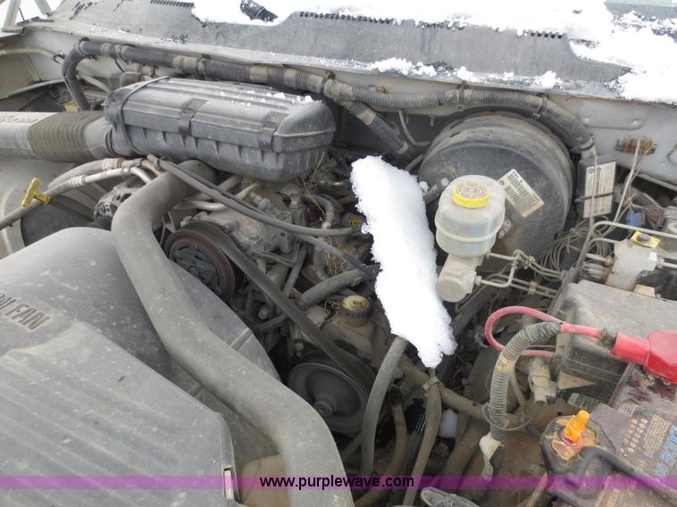 image for item D5796 2001 Dodge Ram 1500 pickup truck