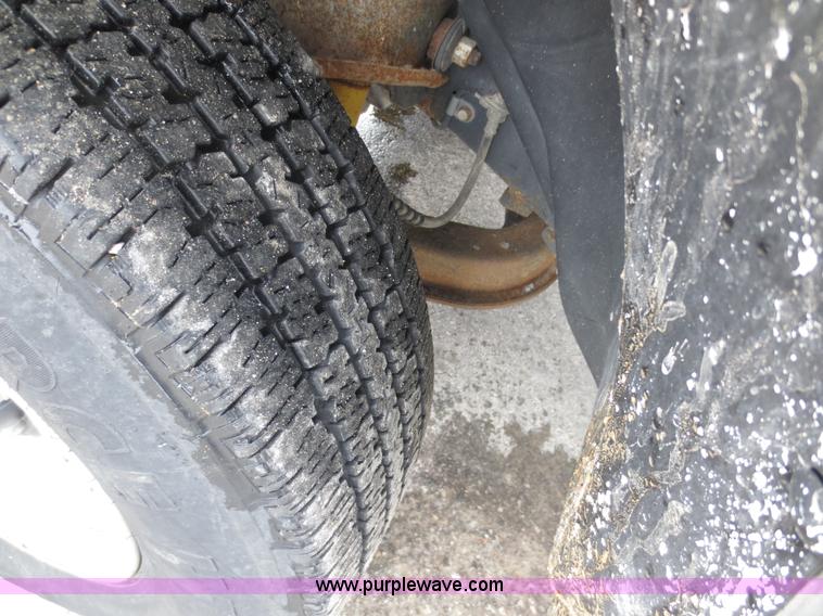 image for item D5797 2001 Dodge Ram 1500 pickup truck