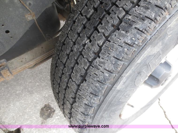 image for item D5797 2001 Dodge Ram 1500 pickup truck