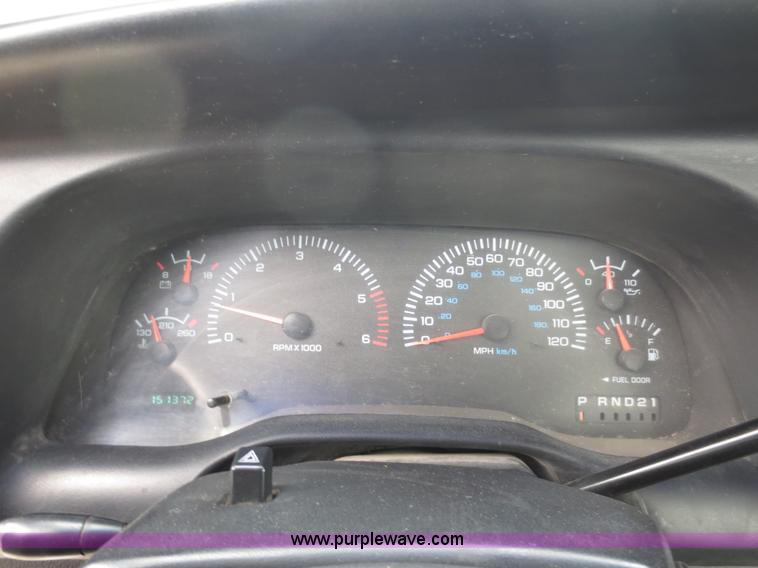 image for item D5797 2001 Dodge Ram 1500 pickup truck