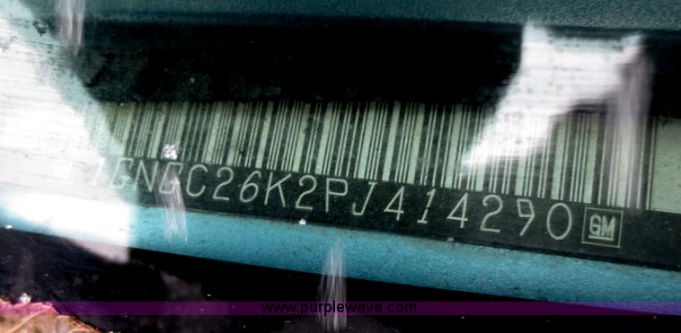 image for item D5798 1993 Chevrolet Suburban C2500 SUV