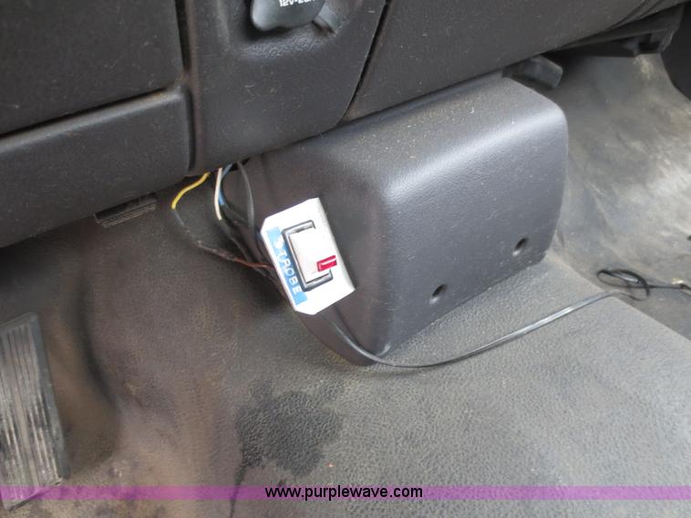 image for item D5799 2001 Dodge Ram 1500 pickup truck