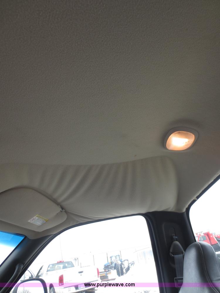 image for item D5799 2001 Dodge Ram 1500 pickup truck